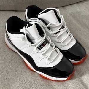 Jordan Retro 11 Bred Low